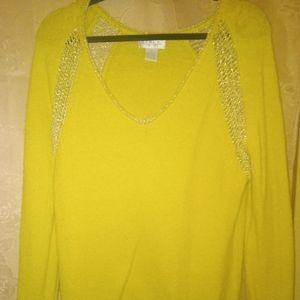 BRAND NEW LIME GREEN AND GOLD,WITH MNITEX DETAIL PATTERN ON FRONT COLLAR.